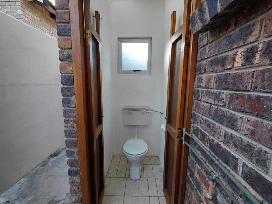 4 Bedroom Property for Sale in Wavecrest Eastern Cape